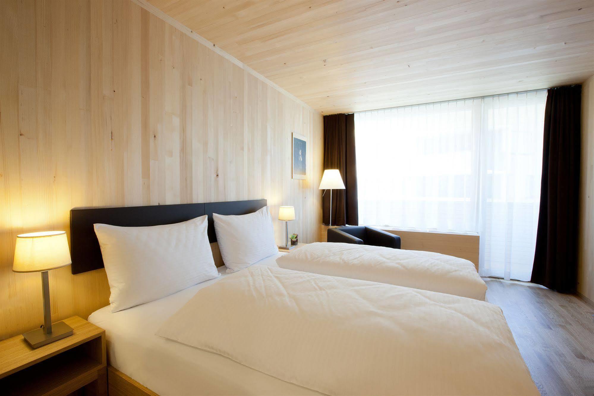 Hotel Am Garnmarkt 4*